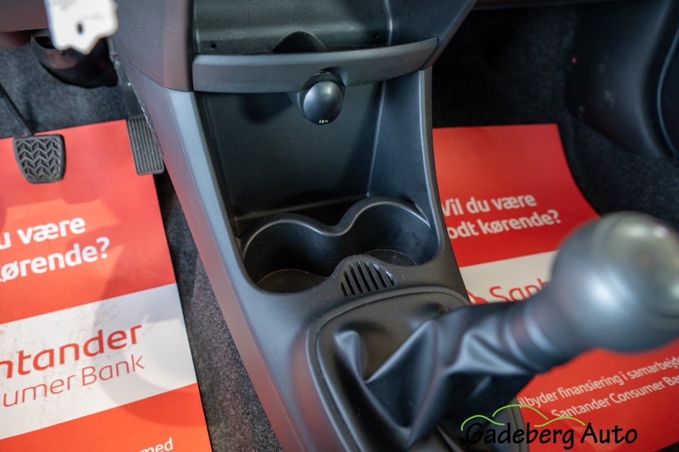 Citroën C1 1,0i Attraction 5d