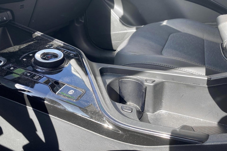 Kia Niro 64 EV Premium 5d