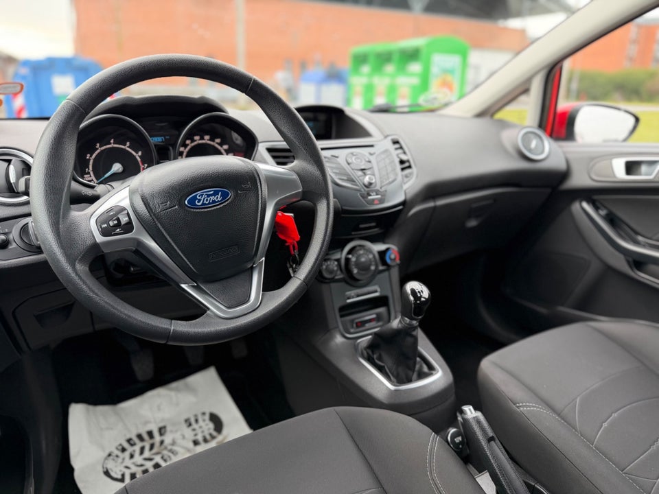 Ford Fiesta 1,0 65 Titanium 5d