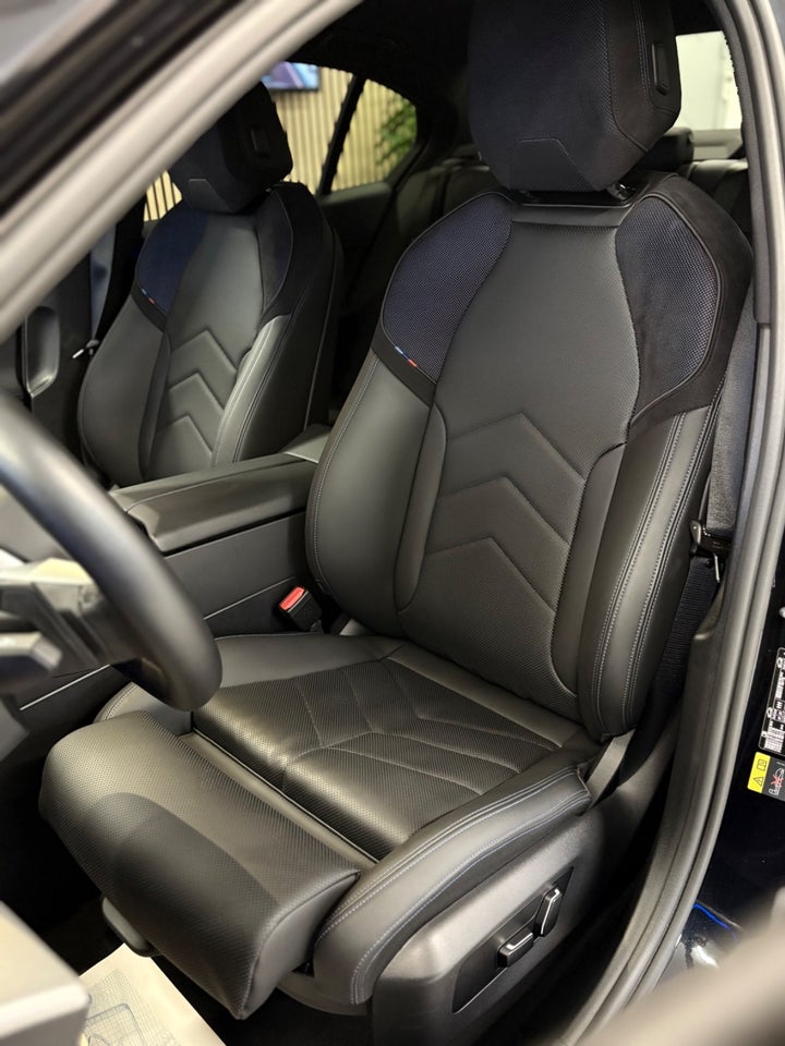 BMW i5 eDrive40 M-Sport 4d