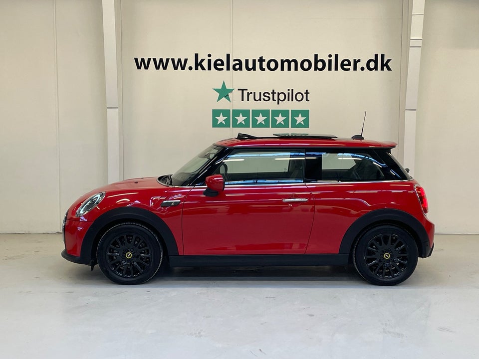 MINI Cooper SE Classic Trim 3d