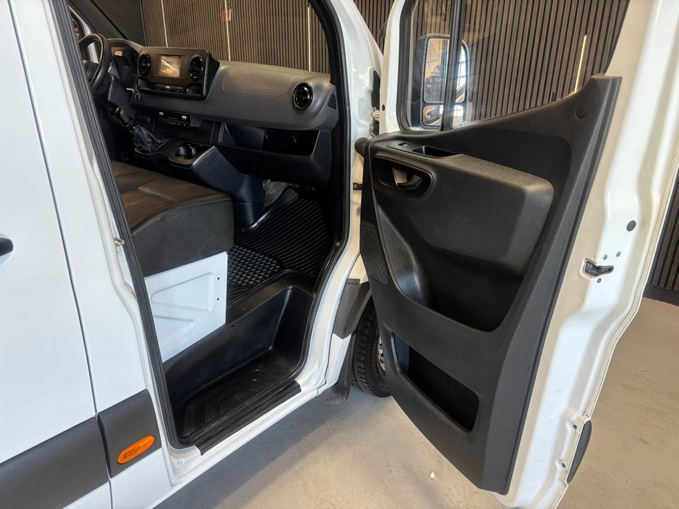 Mercedes Sprinter 314 2,2 CDi A2 Chassis FWD 2d