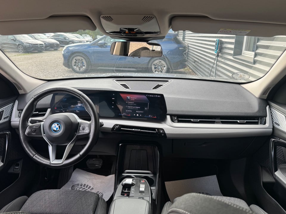 BMW iX2 eDrive20 5d