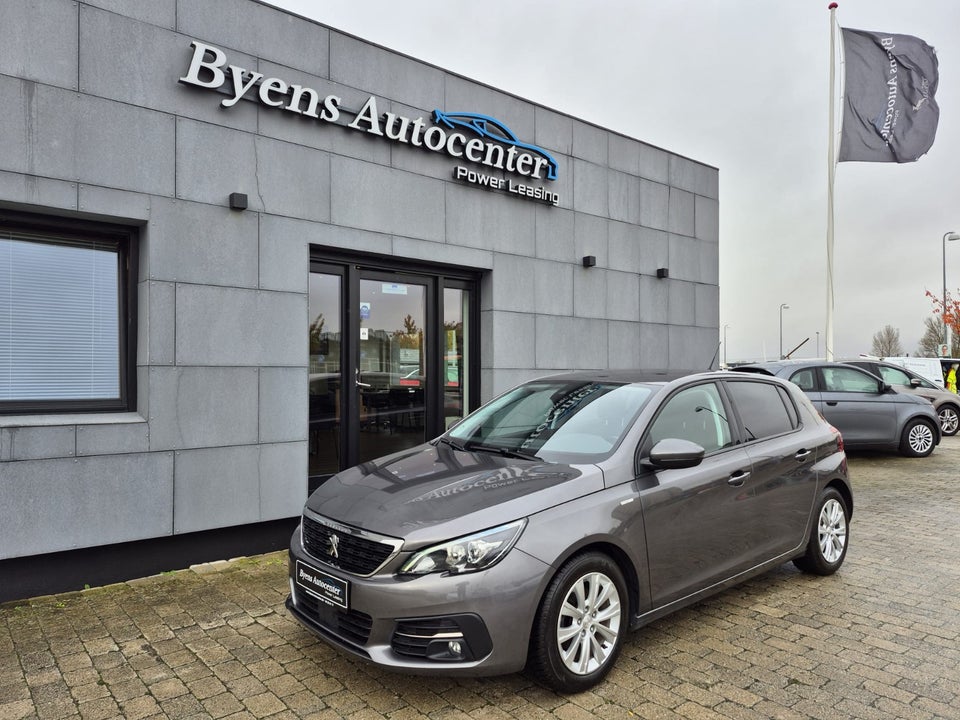 Peugeot 308 1,2 PureTech 130 Style 5d