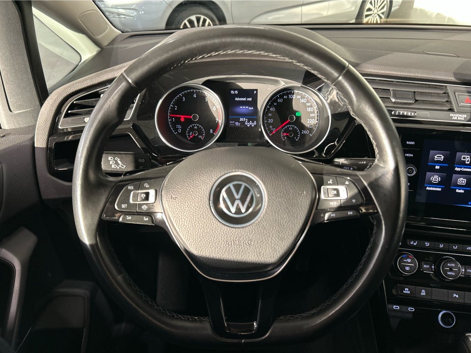 VW Touran 1,5 TSi 150 Highline Family DSG 7prs 5d