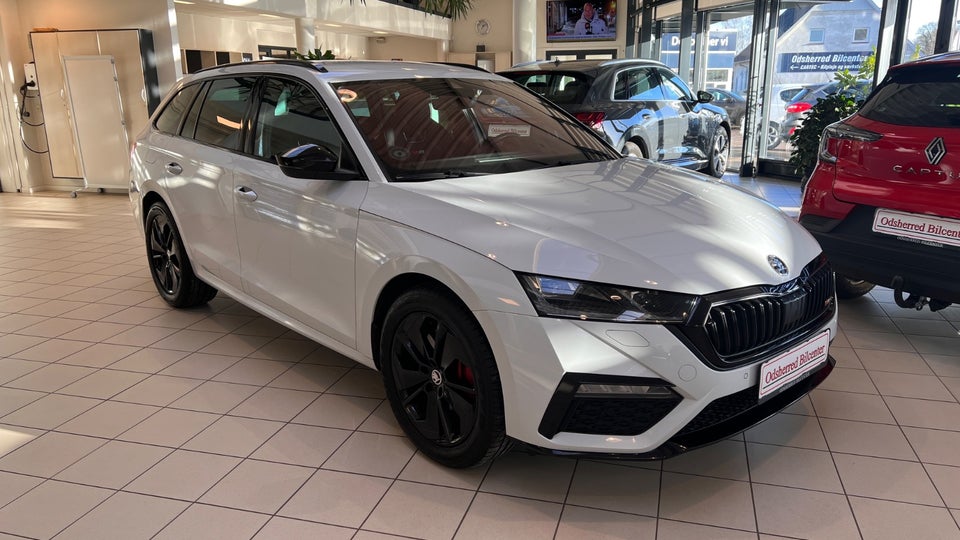 Skoda Octavia 1,4 TSi iV RS Combi DSG 5d