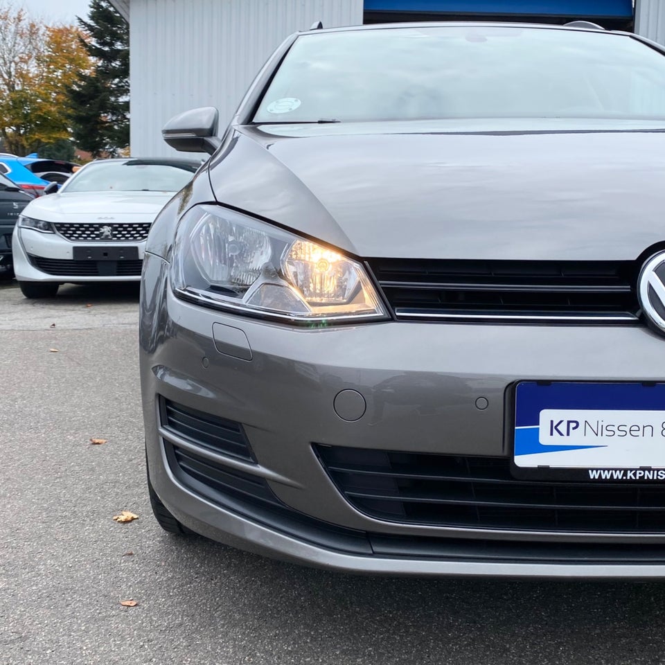 VW Golf VII 1,4 TSi 125 Trendline Variant 5d