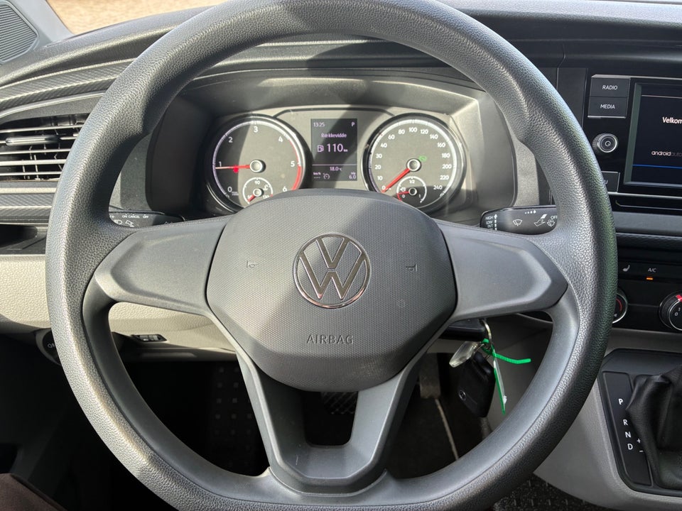 VW Transporter 2,0 TDi 150 Kassevogn DSG lang