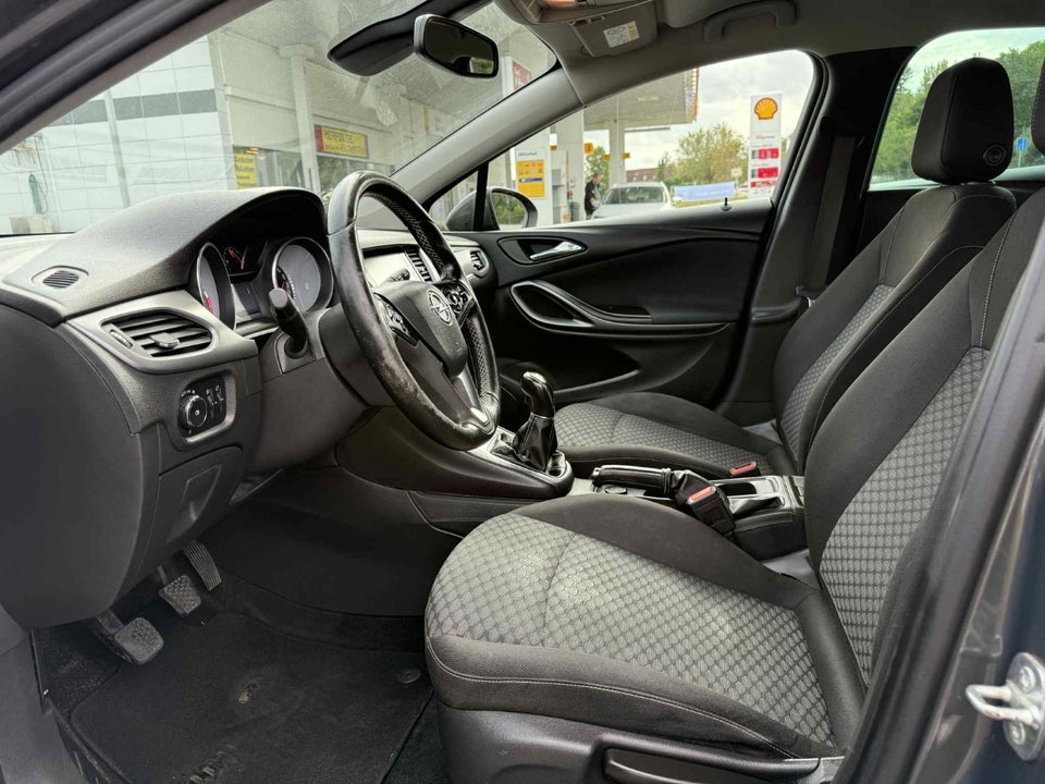 Opel Astra 1,0 T 105 Enjoy 5d