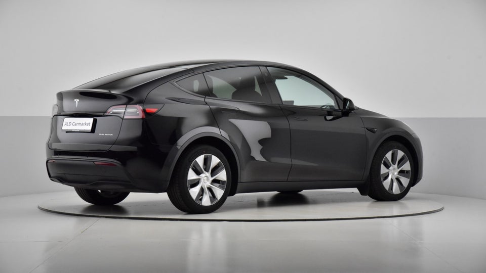 Tesla Model Y Long Range AWD 5d