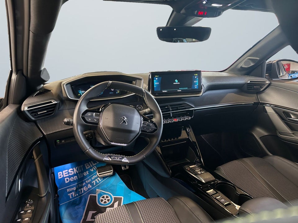 Peugeot e-208 50 GT 5d