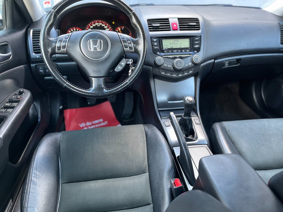 Honda Accord 2,0i Sport 4d