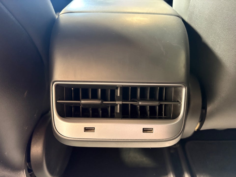 Tesla Model 3 Performance AWD 4d