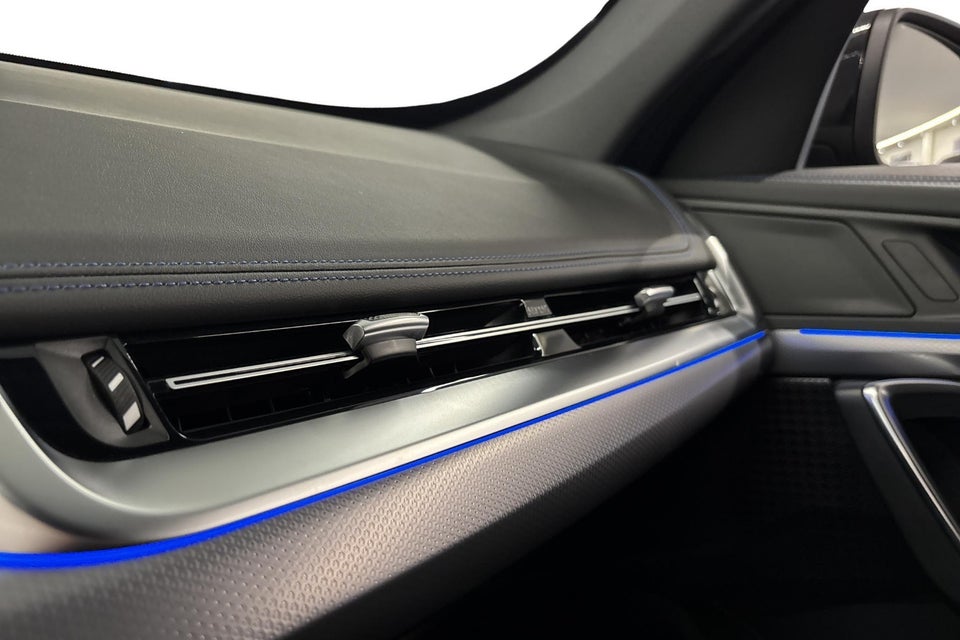 BMW iX1 eDrive20 M-Sport 5d