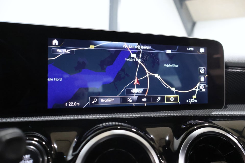 Mercedes A200 1,3 Progressive Line aut. 5d