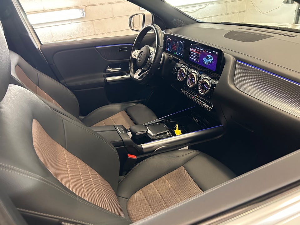 Mercedes EQA250 5d