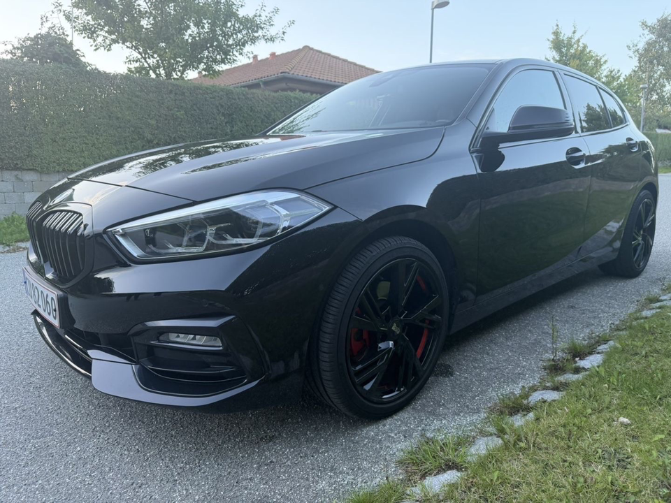 BMW 118d 2,0 Sport Line aut. 5d
