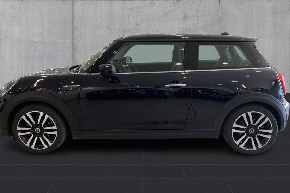 MINI Cooper SE Edition Premium Plus 3d