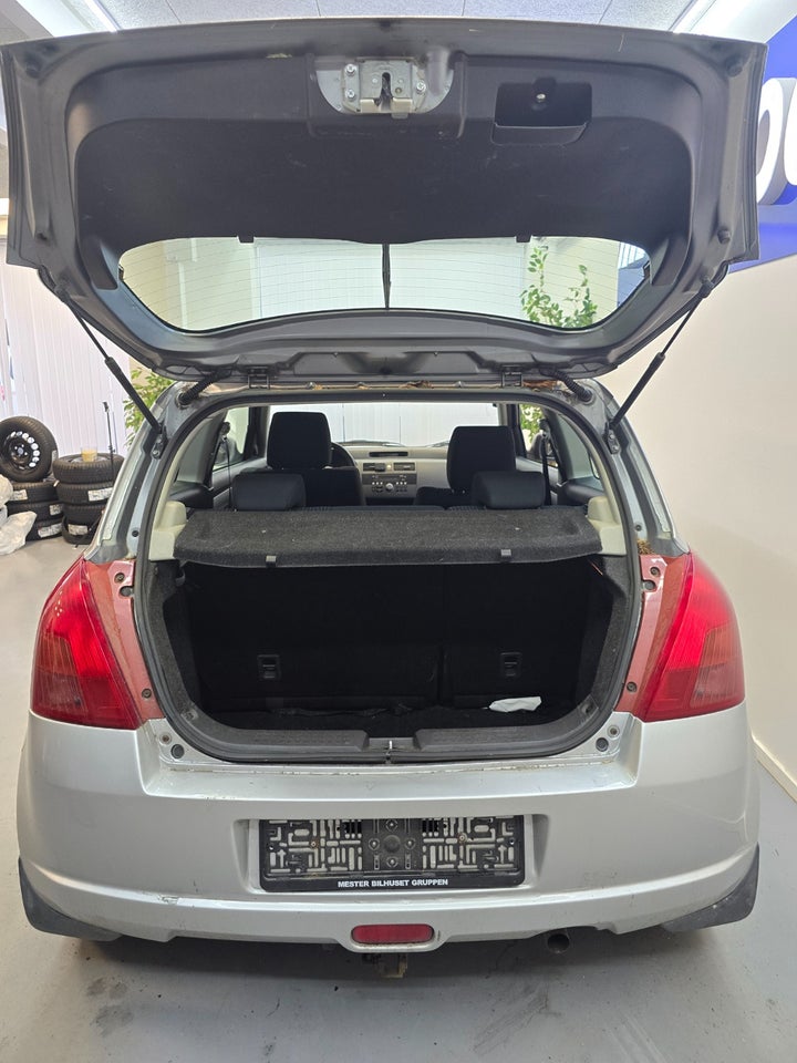 Suzuki Swift 1,3 GL-A aut. 3d