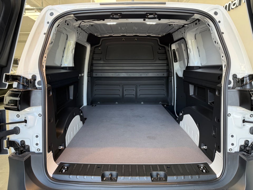 VW ID. Buzz 79 Cargo Pro 4Motion
