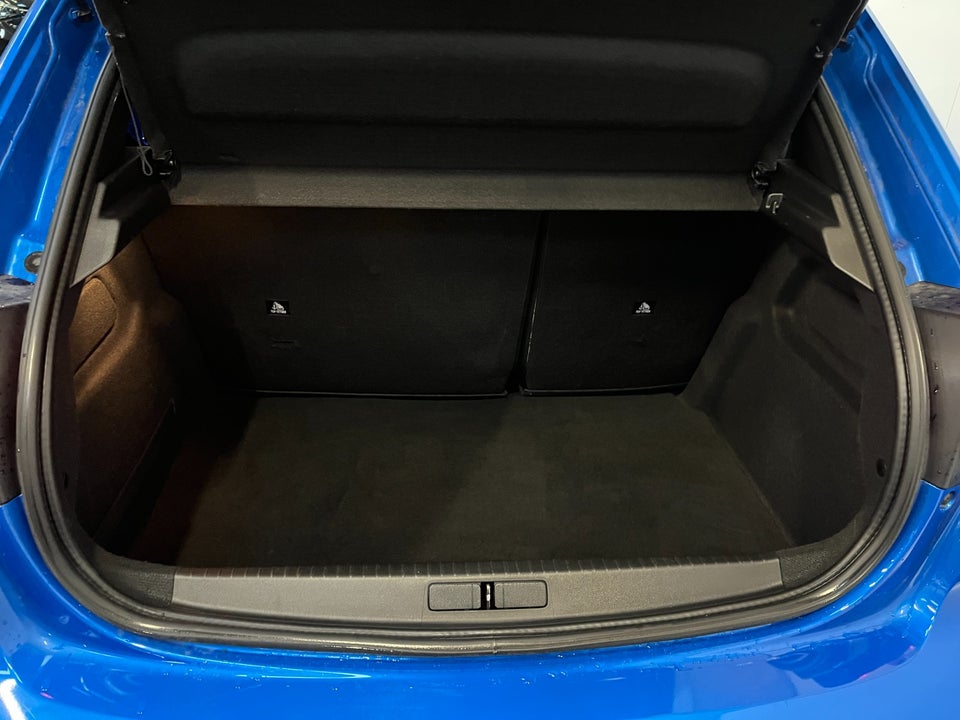 Peugeot e-208 50 Allure 5d