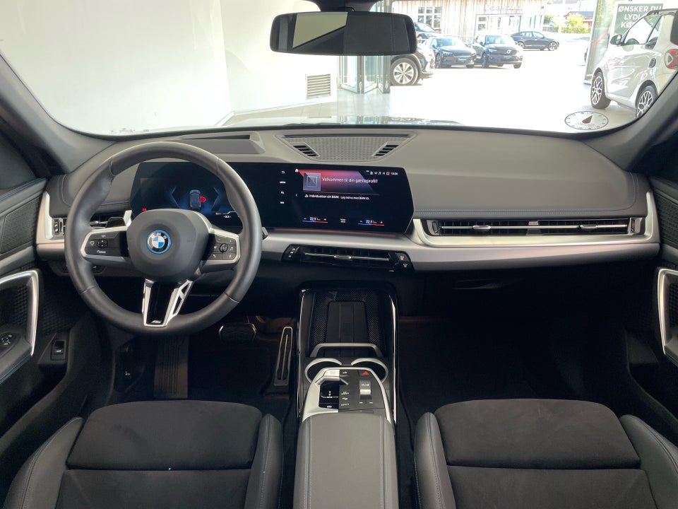 BMW iX1 xDrive30 M-Sport 5d