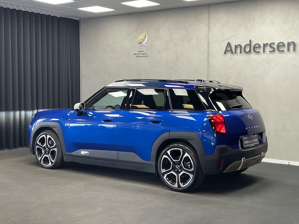 MINI Aceman E Favoured Trim M 5d