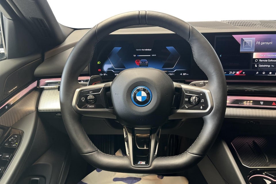 BMW i5 eDrive40 Touring Fully Charged 5d