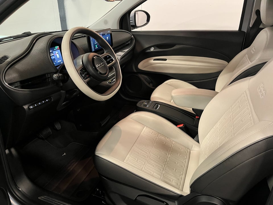 Fiat 500e 42 la Prima Cabrio 2d