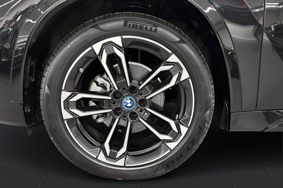 BMW iX1 eDrive20 M-Sport 5d