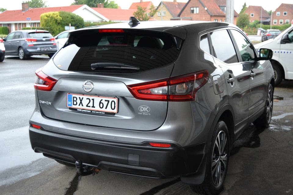 Nissan Qashqai 1,2 Dig-T 115 N-Connecta 5d