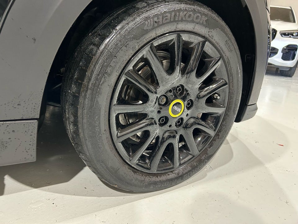 MINI Cooper SE Classic Trim 3d