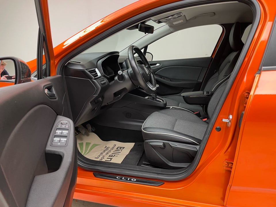 Renault Clio V 1,0 TCe 100 Intens 5d