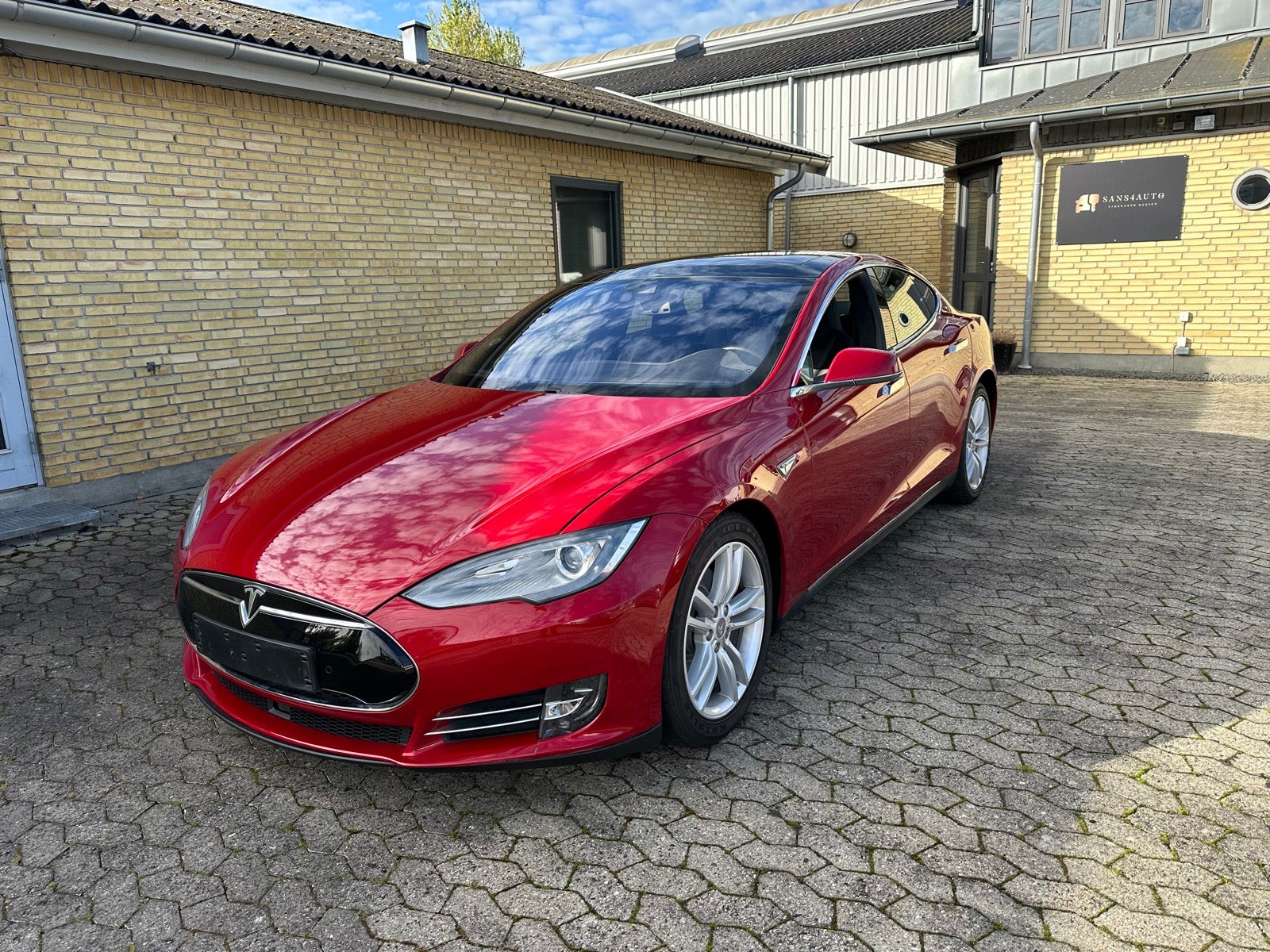 Tesla Model S 85D 385ch 4x4 - Supercharge gratuite - Soh 92.2 % - Suspension pneumatique neuve - CCS amélioré