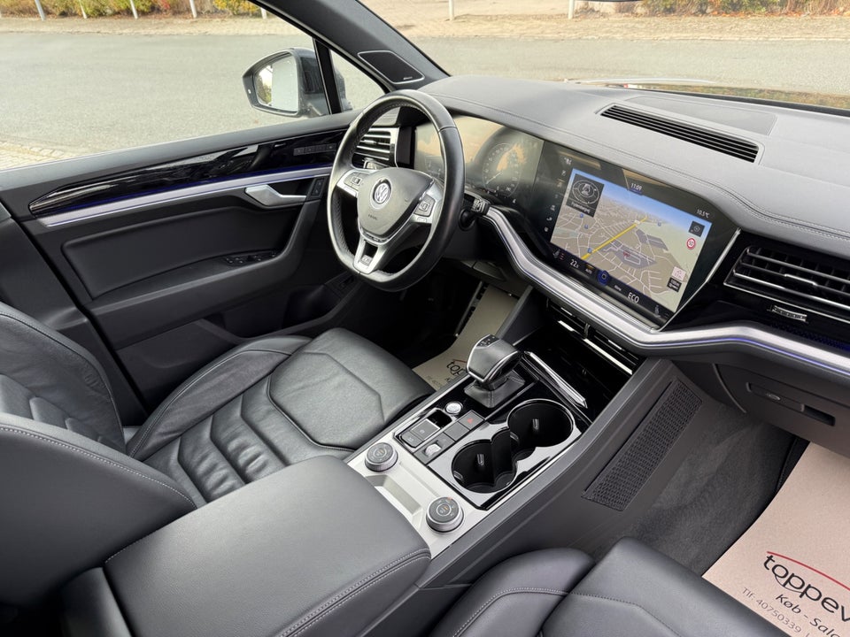 VW Touareg 3,0 TDi 286 R-line aut. 4Motion Van 5d