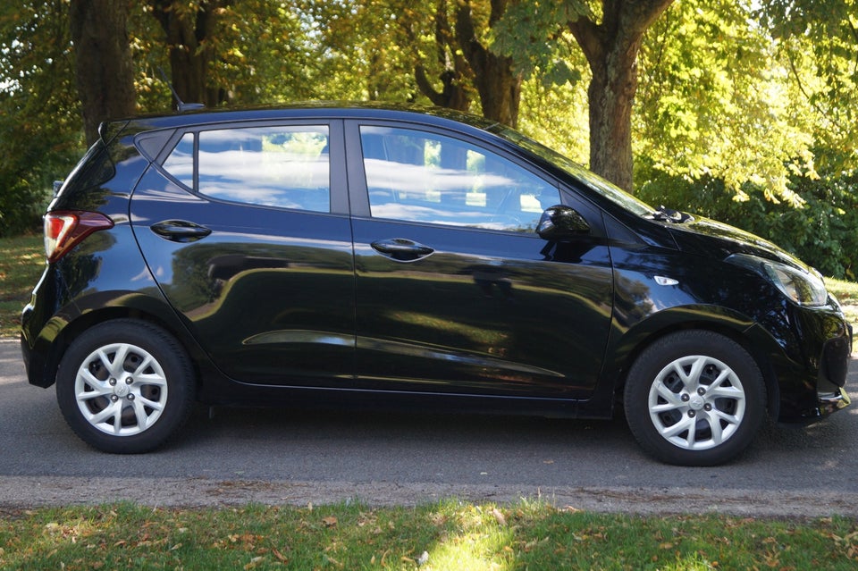 Hyundai i10 1,0 Touch 5d
