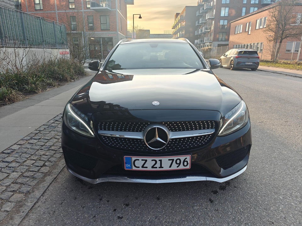 Mercedes C220 d 2,2 AMG Line stc. aut. 5d
