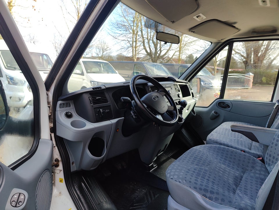 Ford Transit 350M Ladvogn 2,4 TDCi 115 Ambiente 2d