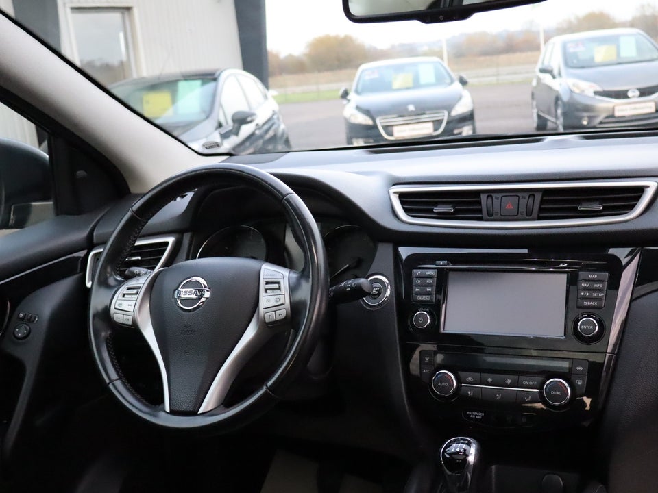 Nissan Qashqai 1,2 Dig-T 115 Tekna 5d