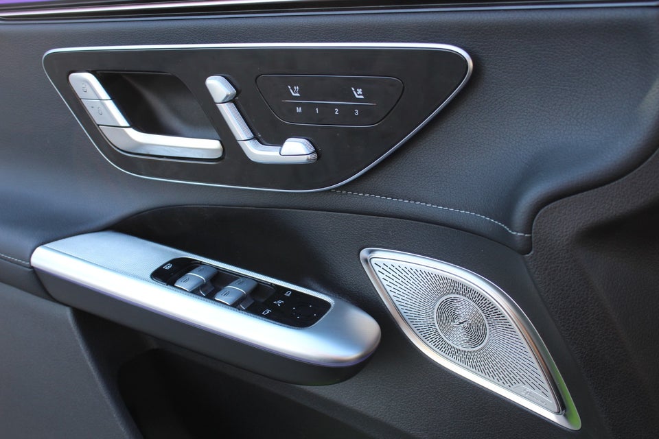 Mercedes EQE350 SUV Electric Art Premium 4Matic 5d