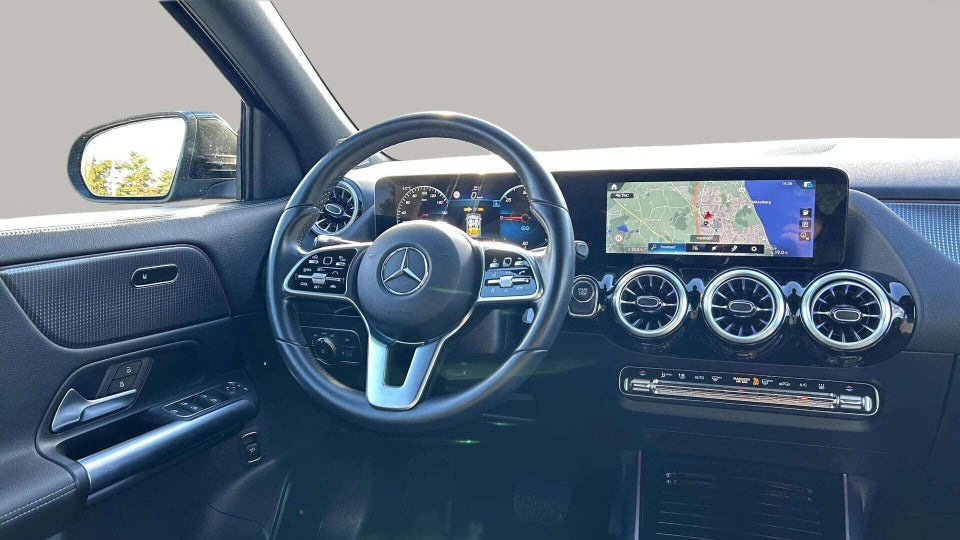 Mercedes EQA250 Progressive 5d