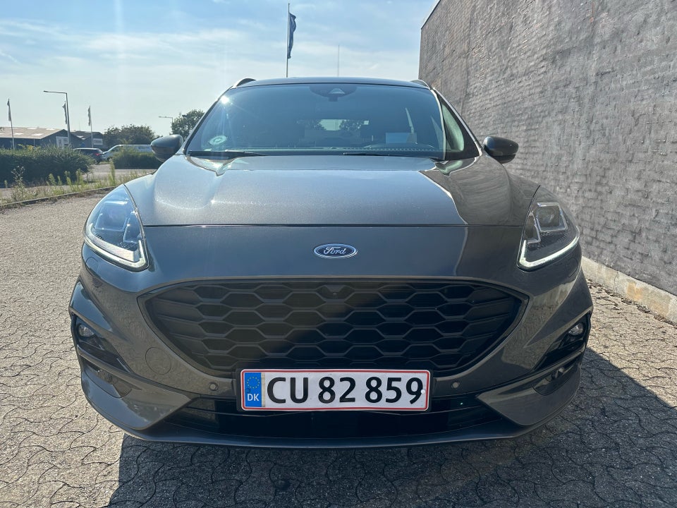 Ford Kuga 2,5 PHEV ST-Line X CVT 5d