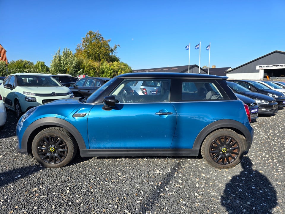 MINI Cooper SE Classic Trim 3d