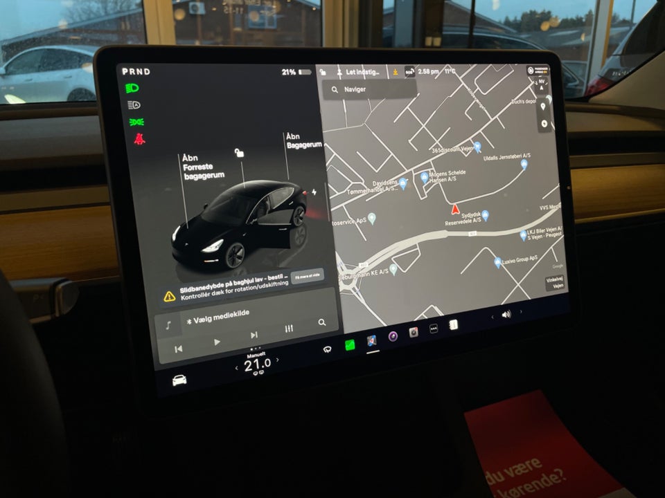 Tesla Model 3 Long Range RWD 4d