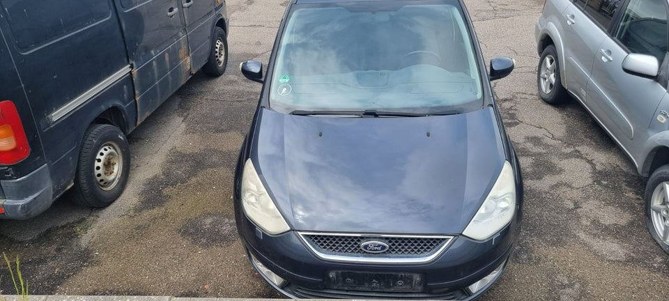 Ford Galaxy 2,0 145 Ambiente 7prs 5d