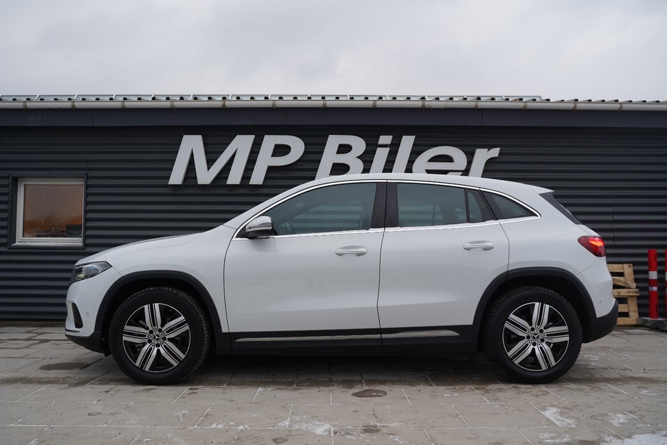 Mercedes EQA250+ Progressive 5d