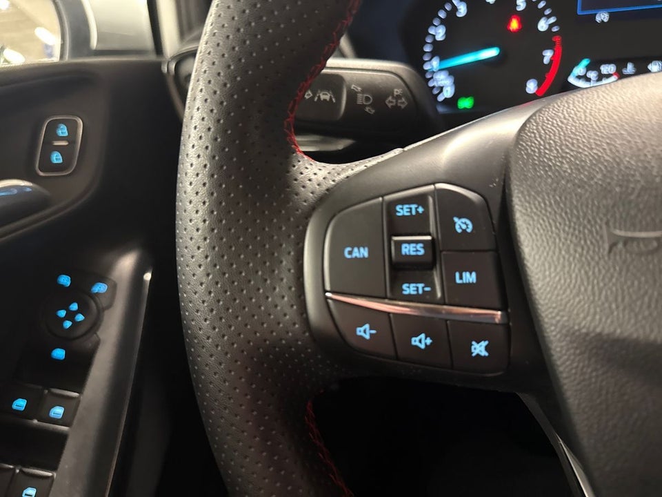 Ford Fiesta 1,0 EcoBoost mHEV ST-Line X DCT 5d