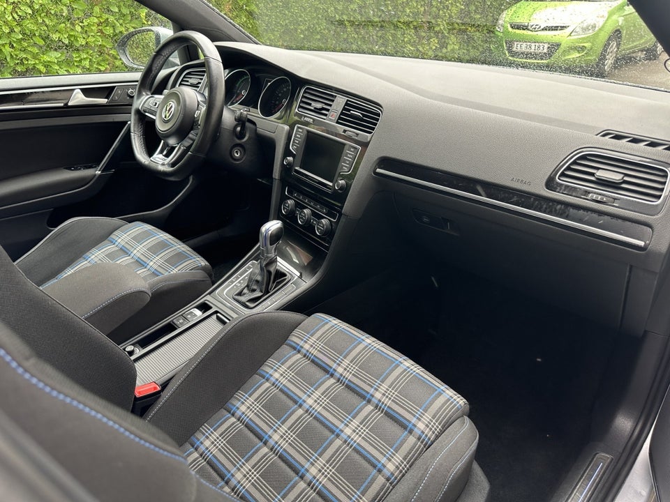VW Golf VII 1,4 GTE DSG Van 5d