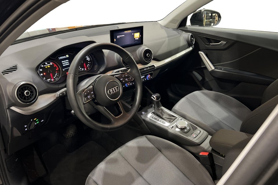 Audi Q2 35 TFSi Prestige S-tr. 5d