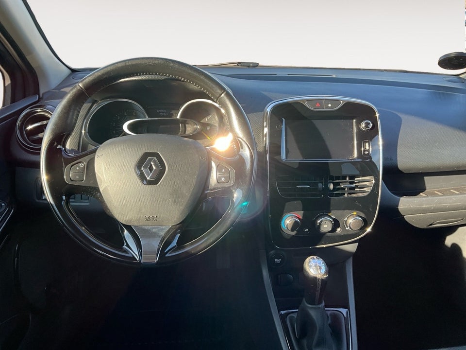 Renault Clio IV 1,5 dCi 75 Expression 5d